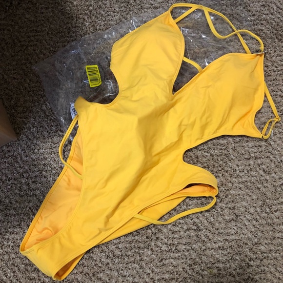 plunging cut out one piece swimsuit - Picture 2 of 7